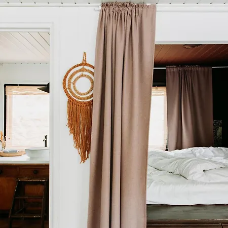 Familie Buitenhuys Cozy With Bathtub, Sauna, Play Elements And Big Garden Ferienhaus Schayk