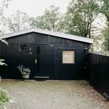 Familie Buitenhuys Cozy With Bathtub, Sauna, Play Elements And Big Garden Ferienhaus *