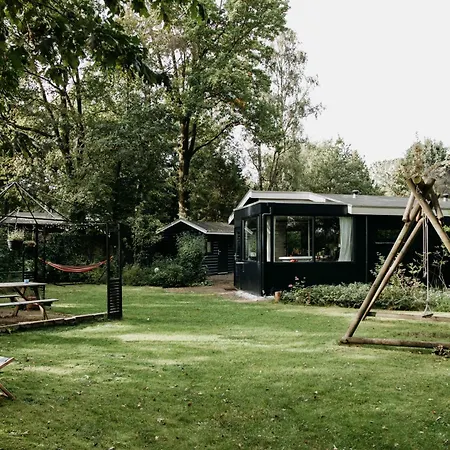 Familie Buitenhuys Cozy With Bathtub, Sauna, Play Elements And Big Garden Schayk