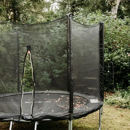Familie Buitenhuys Cozy With Bathtub, Sauna, Play Elements And Big Garden * Schaijk