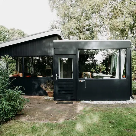 Familie Buitenhuys Cozy With Bathtub, Sauna, Play Elements And Big Garden *