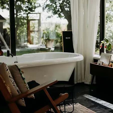 Ferienhaus Familie Buitenhuys Cozy With Bathtub, Sauna, Play Elements And Big Garden *
